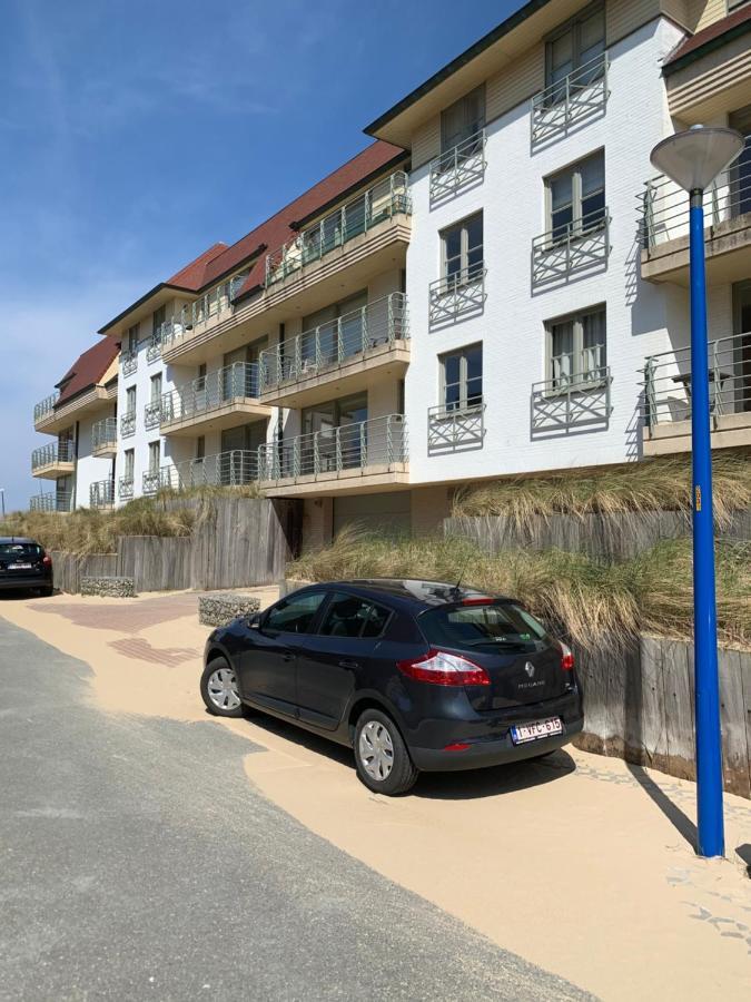 Two bedroom apartment - 50 meters from beach and KYC Koksijde Exteriör bild