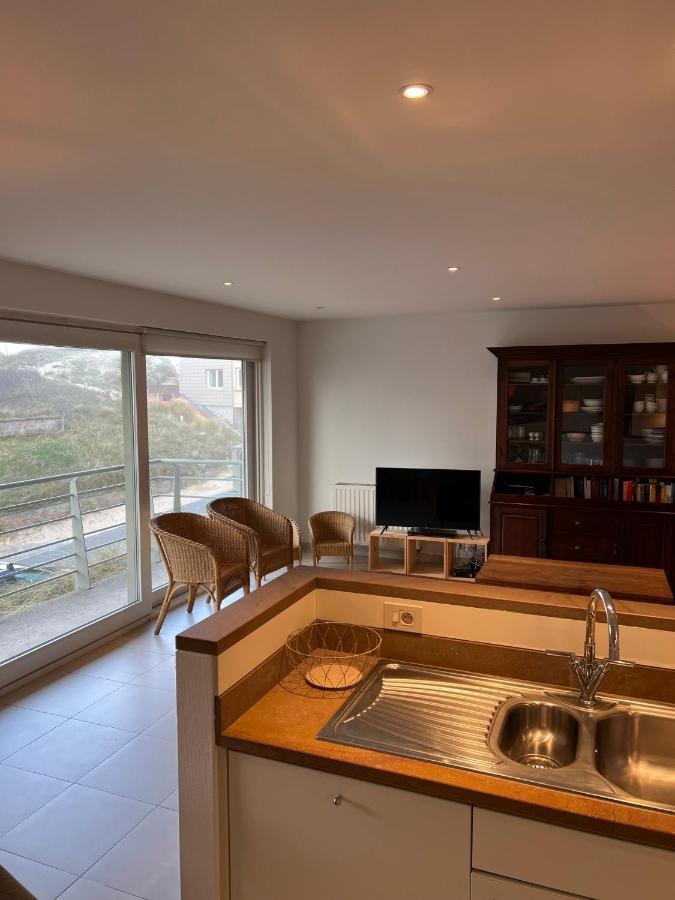 Two bedroom apartment - 50 meters from beach and KYC Koksijde Exteriör bild